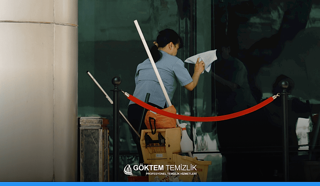 Cam Temizliğinde Kullanılan Ekipmanlar ve Yöntemler