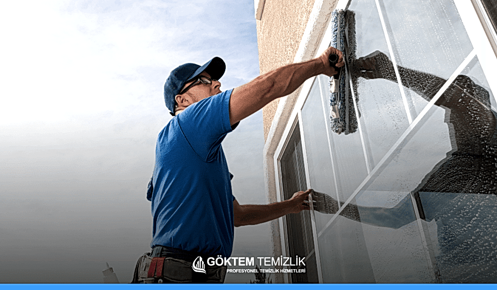 Profesyonel Dış Cephe Cam Temizliği: Ne Zaman ve Neden Gereklidir?